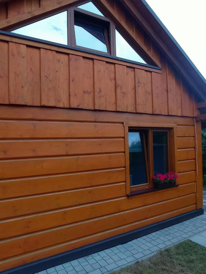 Apartamentydvorskie Neu Sandez Exterior foto