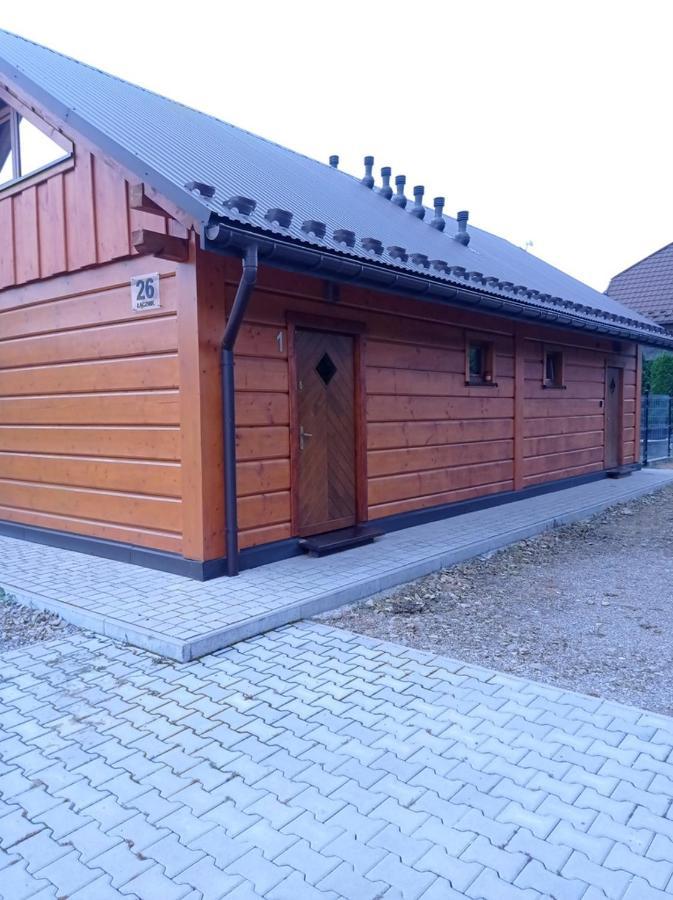 Apartamentydvorskie Neu Sandez Exterior foto