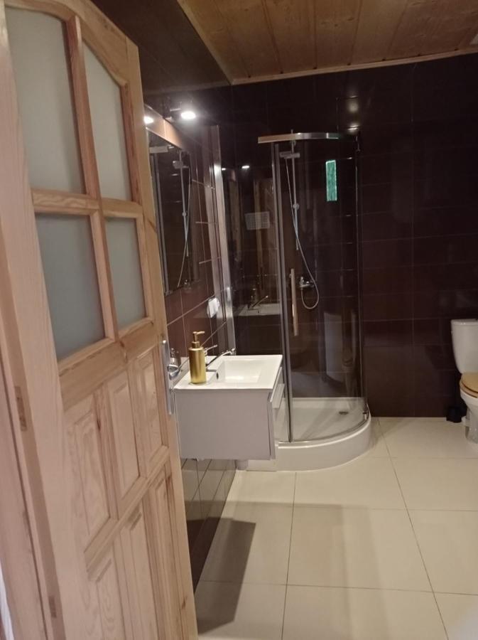 Apartamentydvorskie Neu Sandez Exterior foto